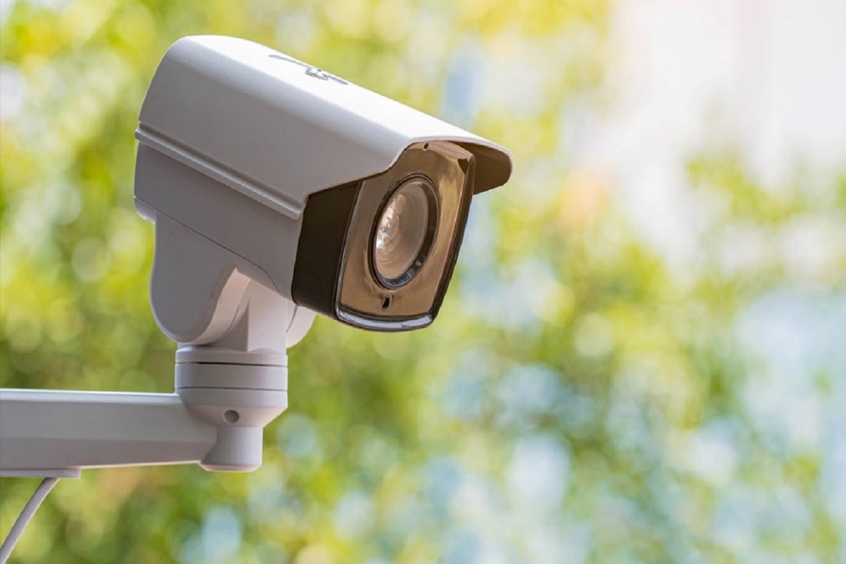 اهمیت استفاده از دوربین مداربسته در باغ